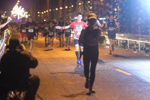 BIB: 41965
                            <button type="button" onclick="openModal(18281821)" class="btn btn-primary btn-sm float-right btn-popup" data-toggle="modal" data-target=".modal-high-quality">
                        <i class="fas fa-shopping-cart"></i> Add to Cart
                    </button>
                                            <button type="button" onclick="isThisMe(18281821, true)" class="btn btn-success btn-sm float-right btn-popup btn-isme hidden" data-toggle="tooltip" data-placement="bottom" title="นี่คือรูปของคุณใช่ไหม คลิกที่นี่เพื่อเอาเข้าอัลบั้ม">
                        <i class="fas fa-plus"></i> Add to album
                    </button>
                    <button type="button" onclick="isThisMe(18281821, false)" class="btn btn-warning btn-sm float-right btn-popup btn-isnotme hidden">
                        <i class="fas fa-ban"></i> Remove from album
                    </button>